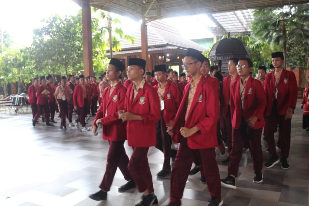 WhatsApp-Image-2025-05-28-at-11.06.40-2-1024x683 Survival Character kelas IX SMP Bilingual Terpadu “Mengulik Sejarah Sang Proklamator”