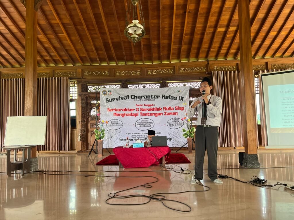 WhatsApp-Image-2025-05-28-at-11.06.42-1024x768 Survival Character kelas IX SMP Bilingual Terpadu “Mengulik Sejarah Sang Proklamator”