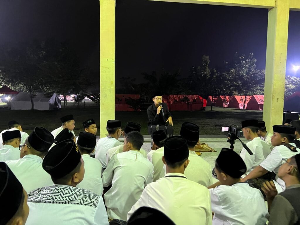 WhatsApp-Image-2025-06-03-at-08.47.47-1024x768 Unplug and Explore: 8th Graders of SMP Bilingual Terpadu Camping at Tanjek Wagir