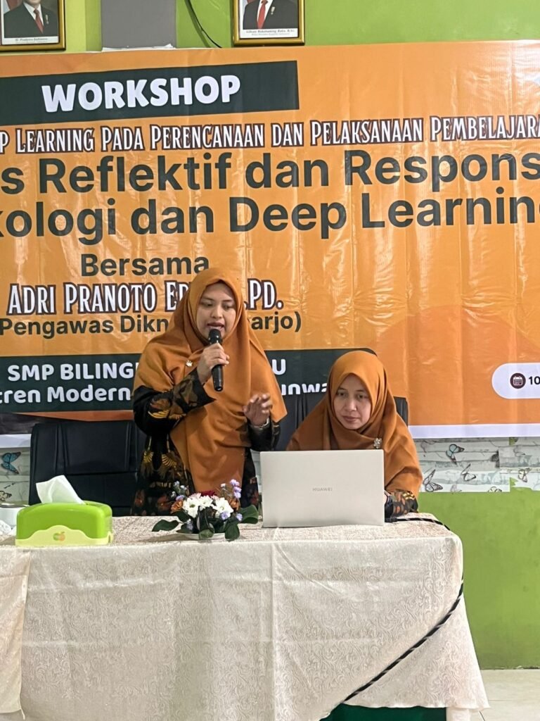 WhatsApp-Image-2025-07-31-at-07.43.05-768x1024 Meningkatkan Kualitas Pembelajaran Melalui Penerapan Deep Learning di SMP Bilingual Terpadu