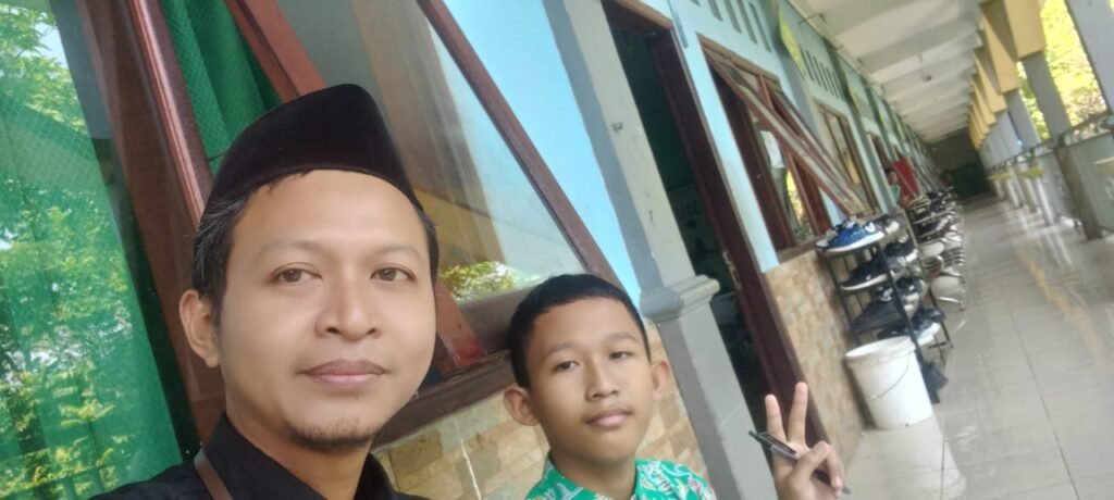 WhatsApp-Image-2025-07-31-at-08.39.06-1024x460 JEJAK MUROBBI