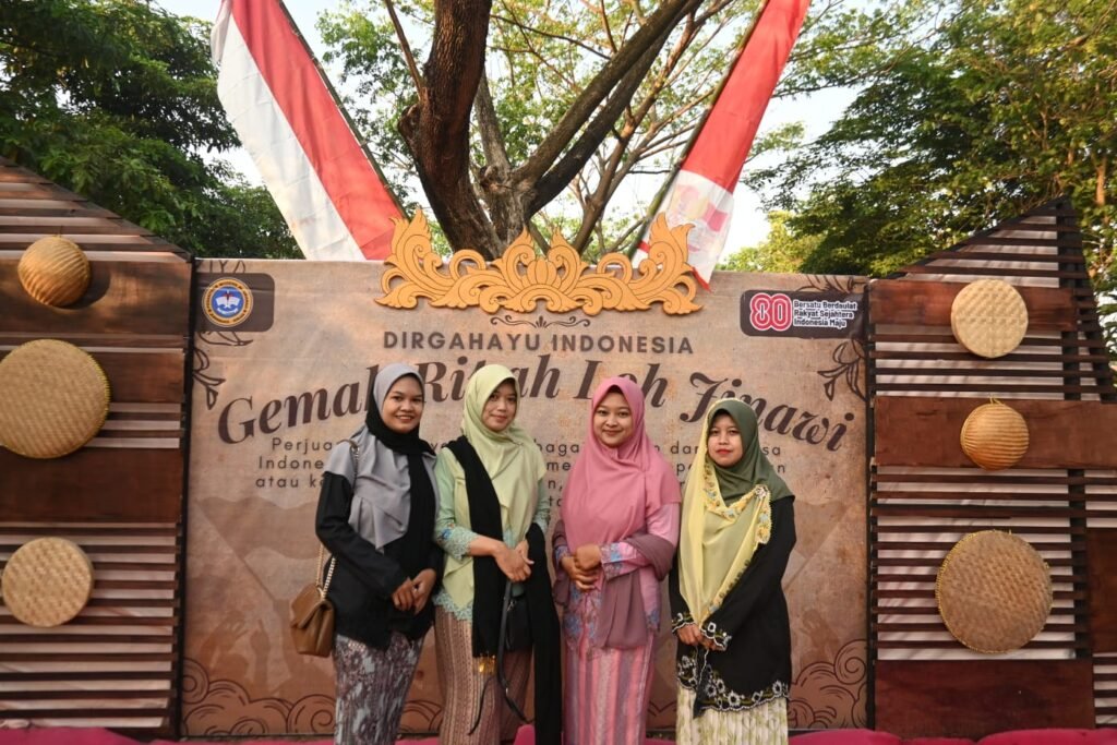 WhatsApp-Image-2025-08-25-at-11.40.35-1024x683 Semarak Kemerdekaan RI ke-80 di Pondok Pesantren Al Amanah : Gemah Ripah Loh Jinawi
