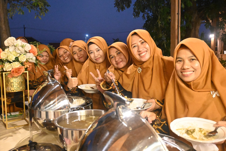 image-3 Peningkatan Profesionalisme dan Wellbeing Tenaga Pendidik SMP Bilingual Terpadu Bersama Indonesia LED Consultant Guru Adaptif, Inovatif, dan Kolaboratif Menuju Sekolah Unggul