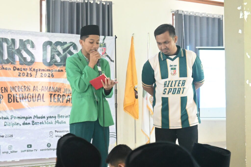 DSC_2120-1024x683 Kegiatan Latihan Dasar Kepemimpinan Siswa (LDKS) SMP Bilingual Terpadu Tahun 2025
